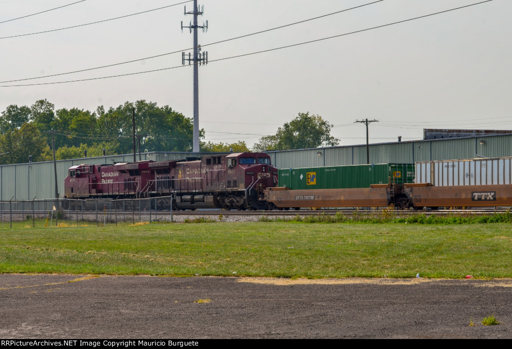 CP ES44AC & AC44CW Locomotives 